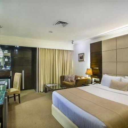 צ'יטגונג Hotel Agrabad מראה חיצוני תמונה