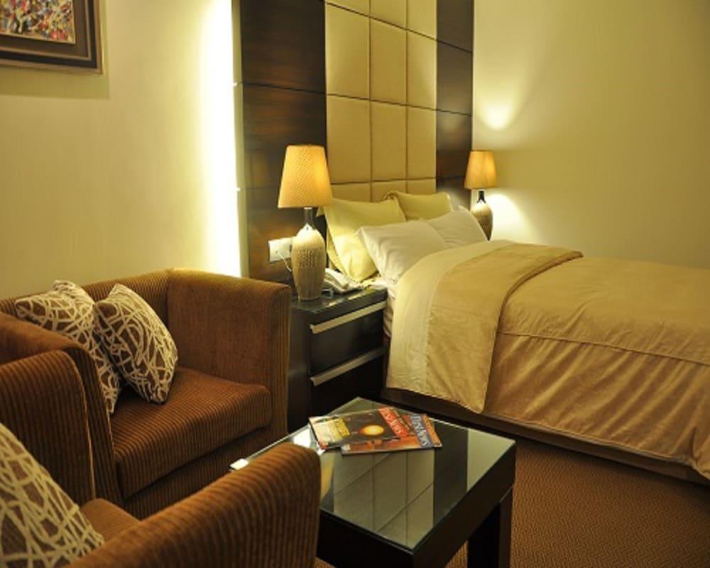 צ'יטגונג Hotel Agrabad מראה חיצוני תמונה
