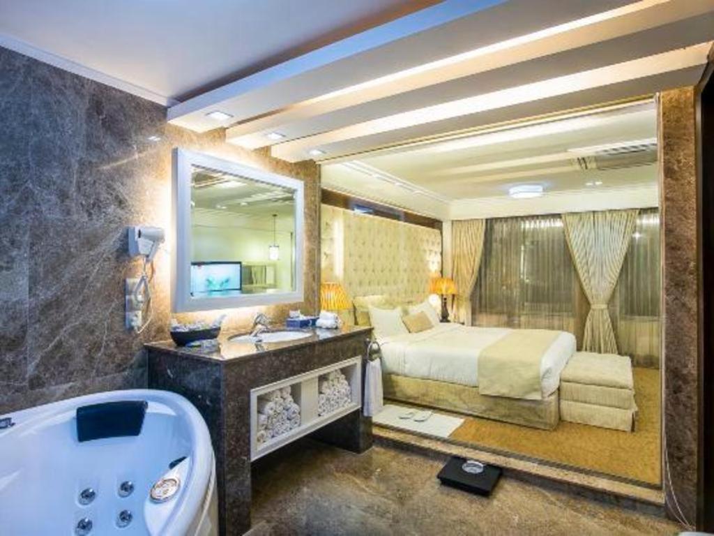צ'יטגונג Hotel Agrabad מראה חיצוני תמונה