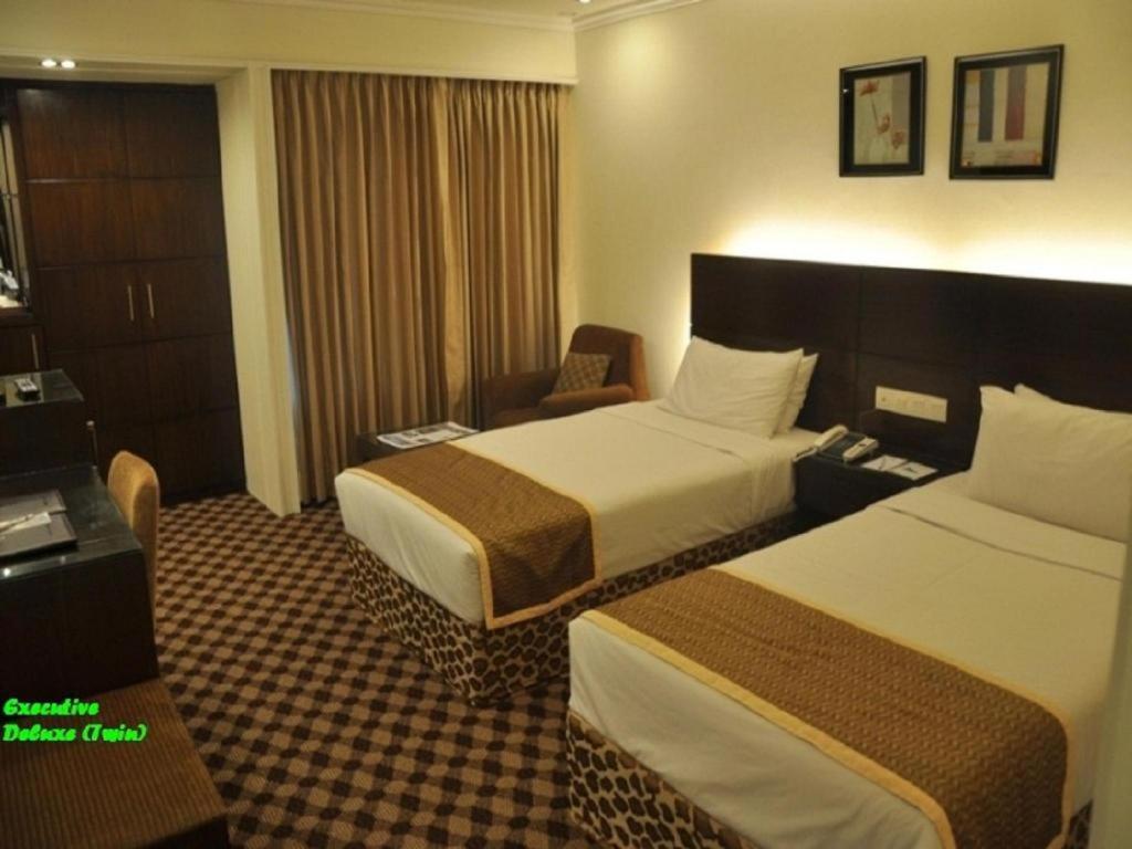צ'יטגונג Hotel Agrabad מראה חיצוני תמונה